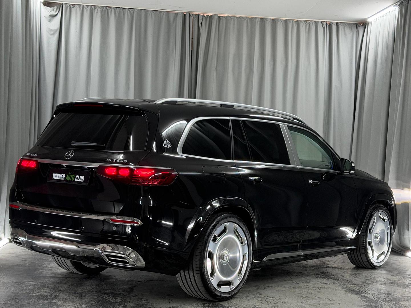 Mercedes-Benz Maybach 2026 — photo 2