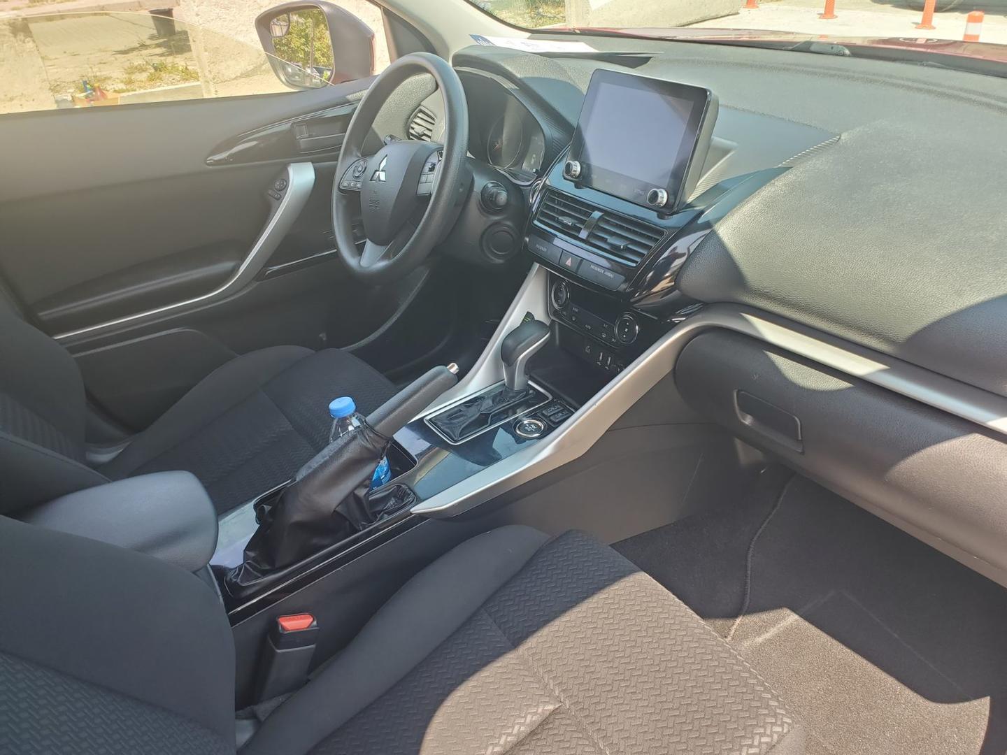 Mitsubishi Eclipse 2023 — photo 2
