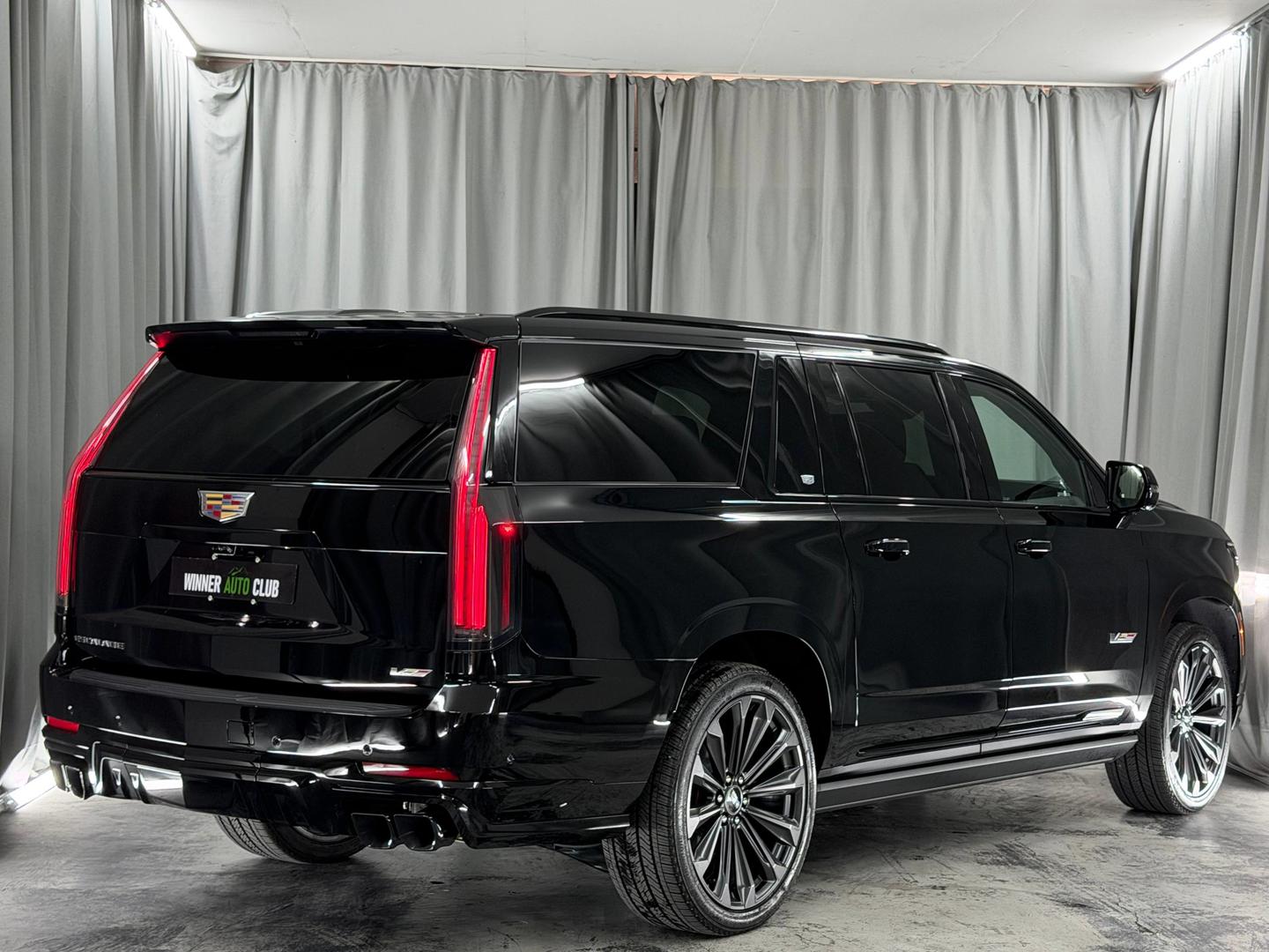 Cadillac Escalade 2026 — photo 2