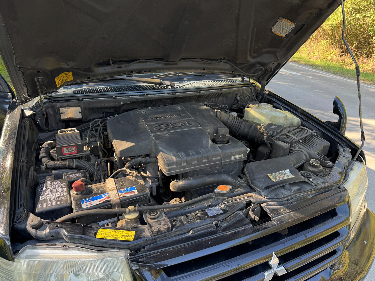 Mitsubishi Pajero IO