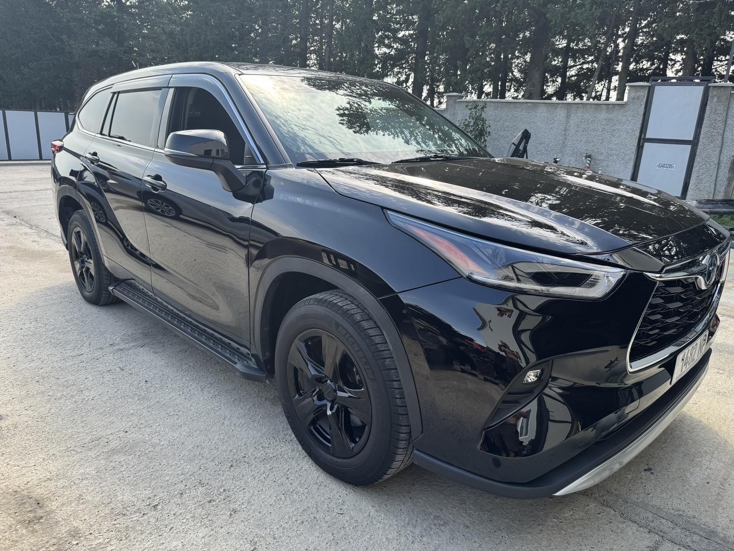 Toyota Highlander 2021 — photo 2