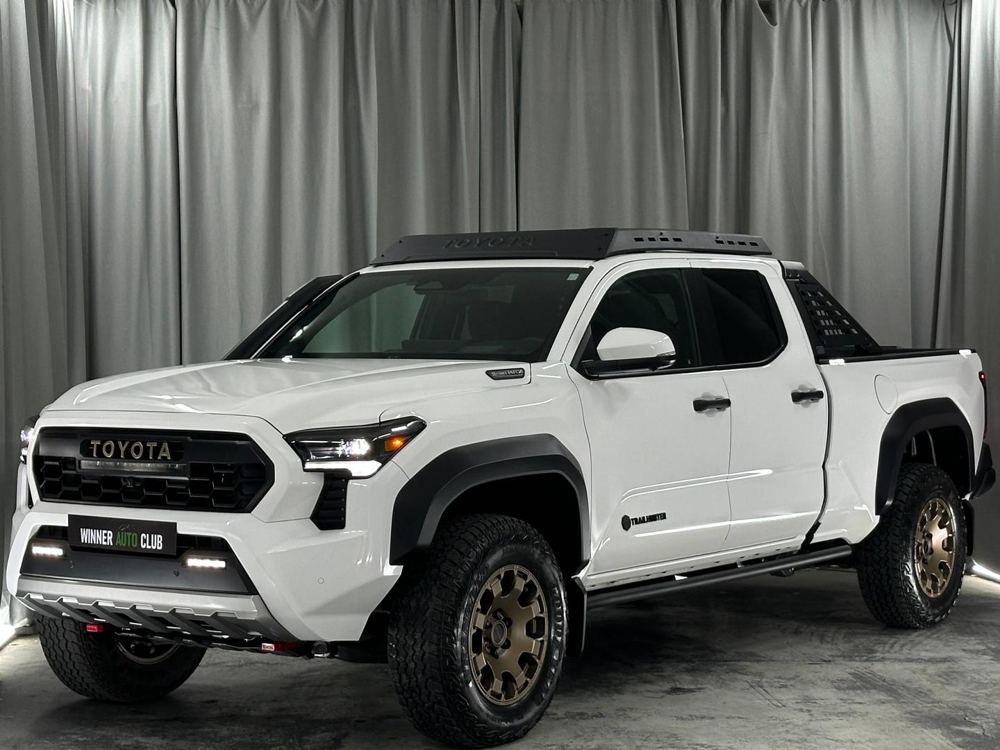 Toyota Tacoma 2025 — photo 2