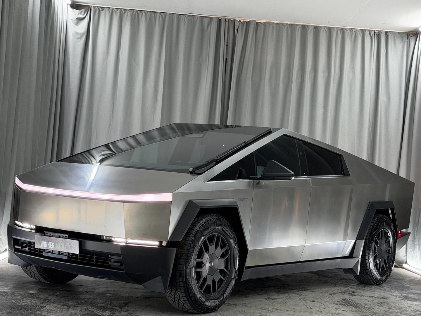 Tesla Cybertruck