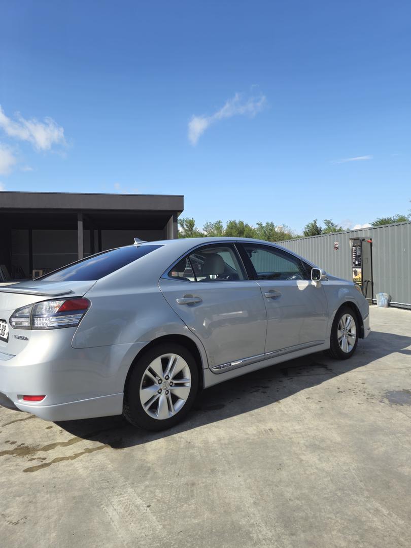Lexus HS 250h 2011 — photo 2