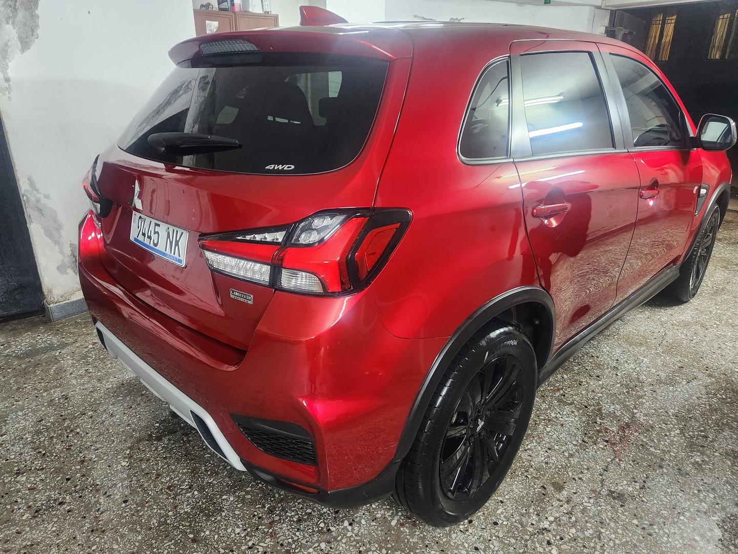 Mitsubishi Outlander Sport 2023 — photo 2
