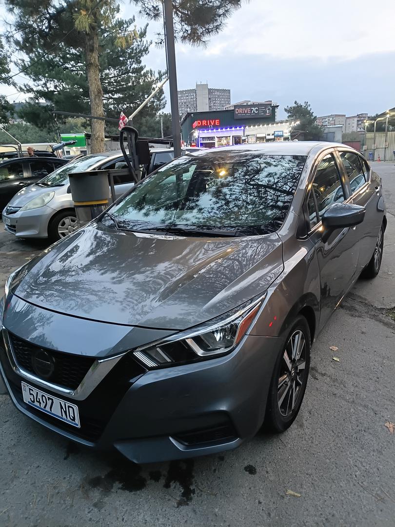 Nissan Versa