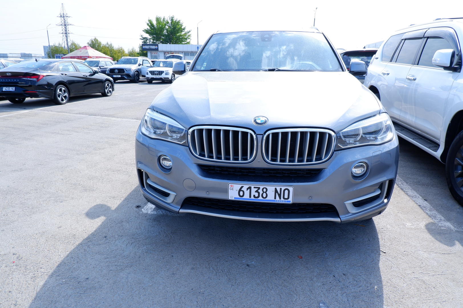 BMW X5 2016 — photo 2