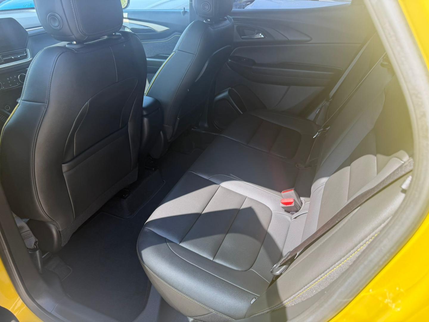 Chevrolet Trailblazer 2023 — photo 2