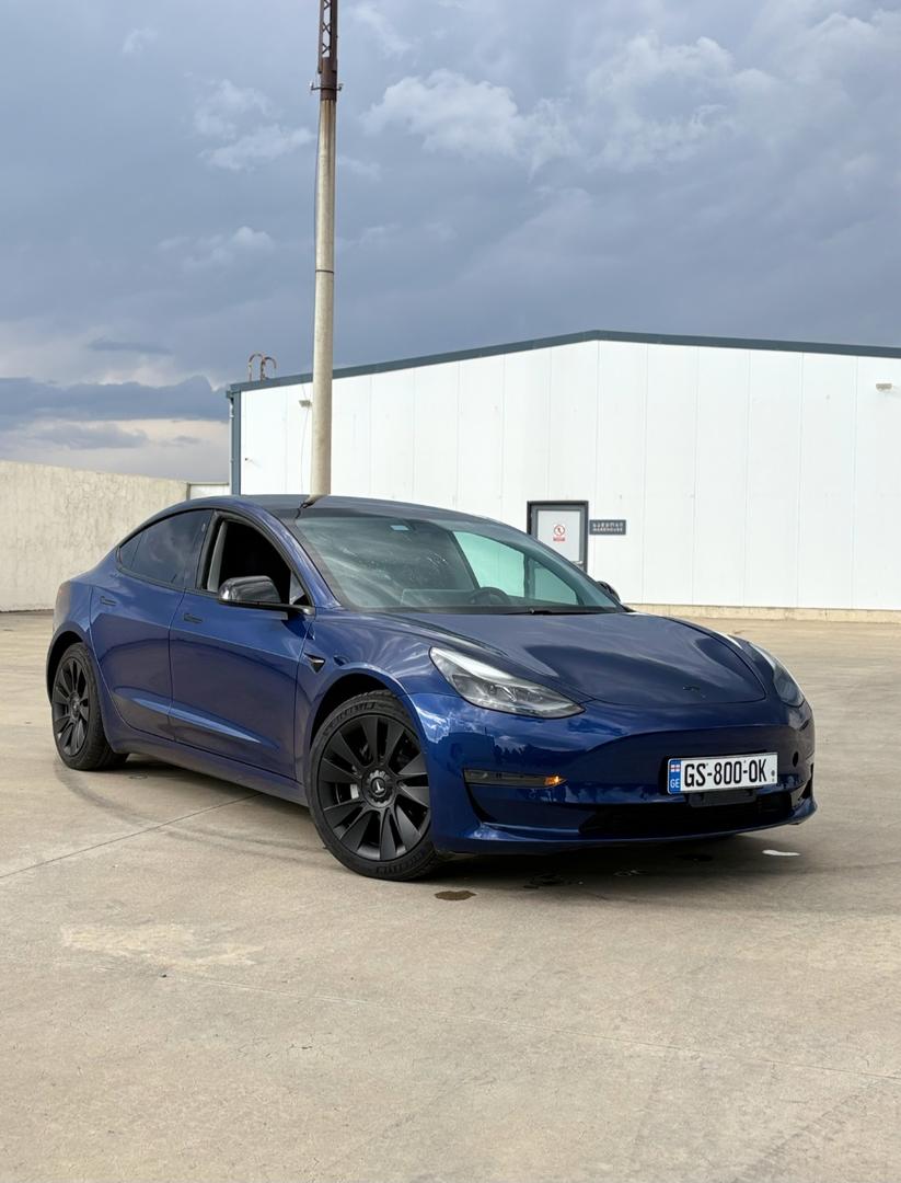 Tesla Model 3 2021 — photo 2