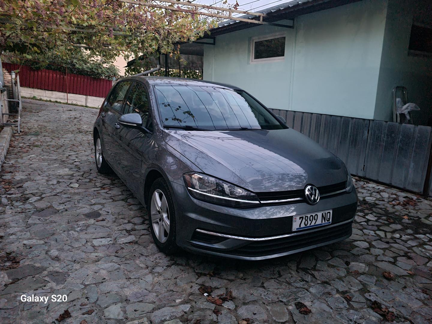Volkswagen Golf 2021 — photo 2