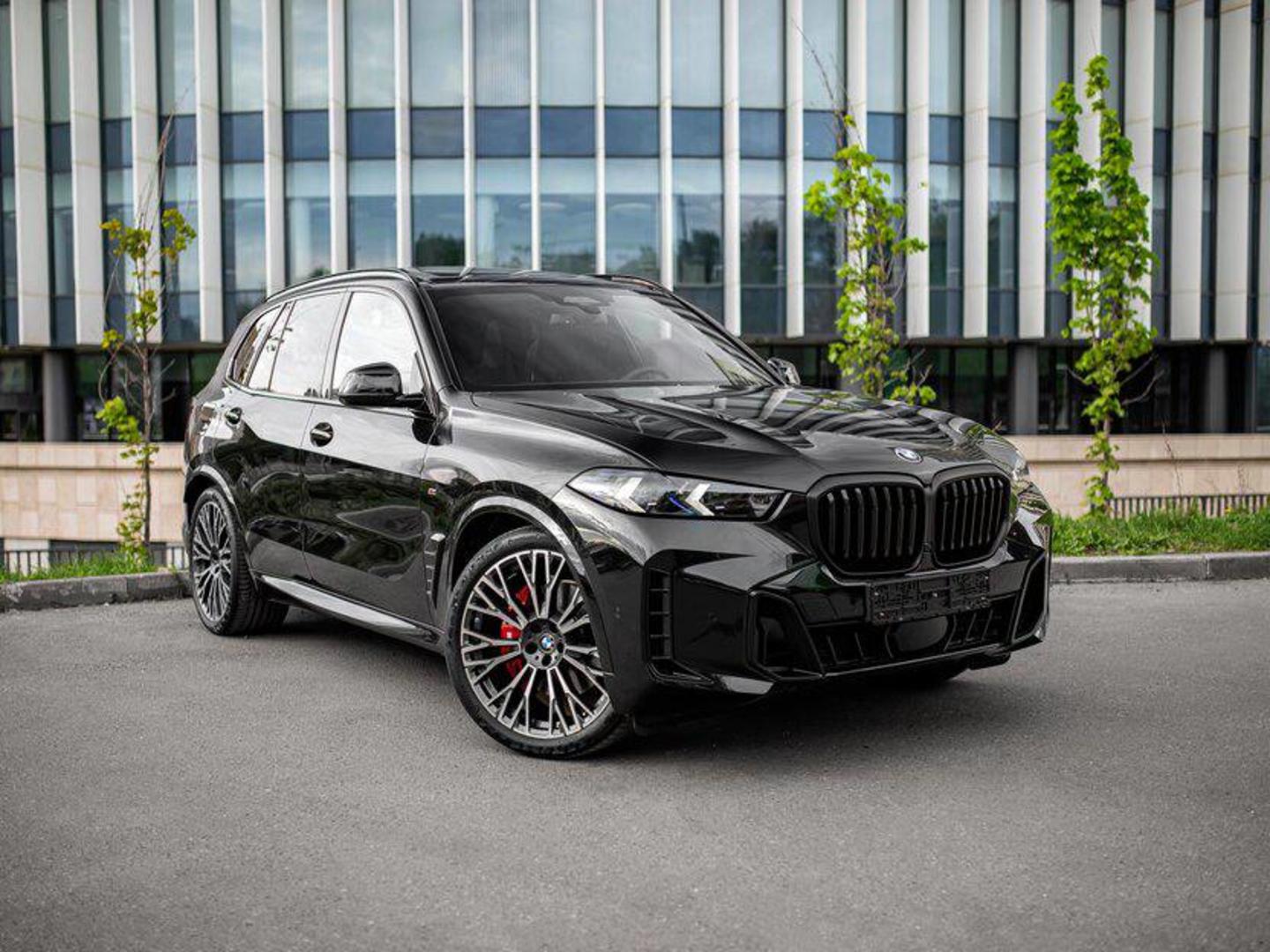 BMW X5 2026 — photo 2