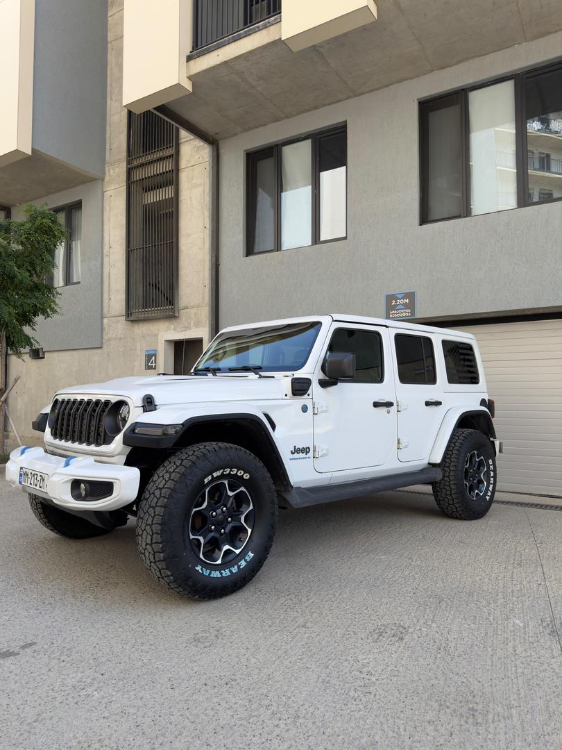 Jeep Wrangler 2023 — photo 2