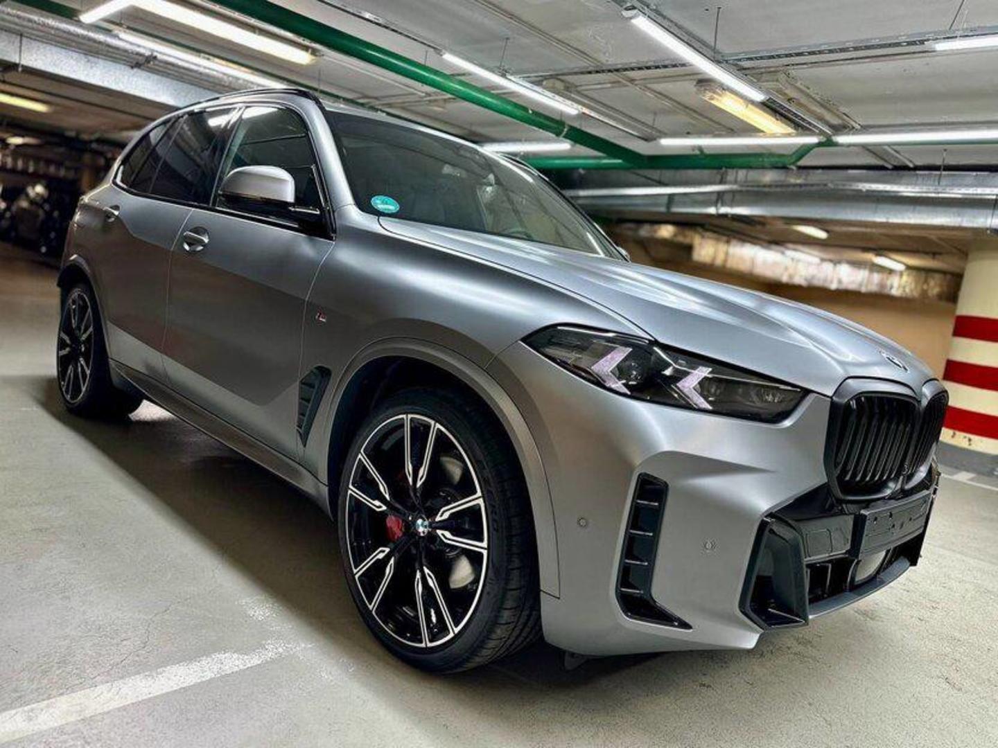 BMW X5 2026 — photo 2