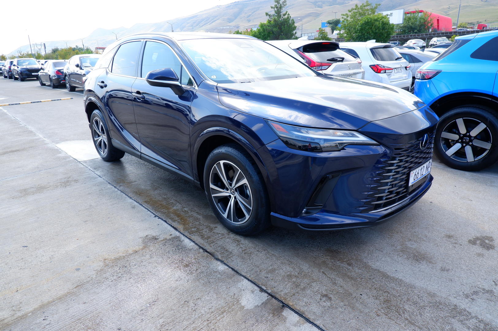 Lexus RX 350 2023 — photo 2