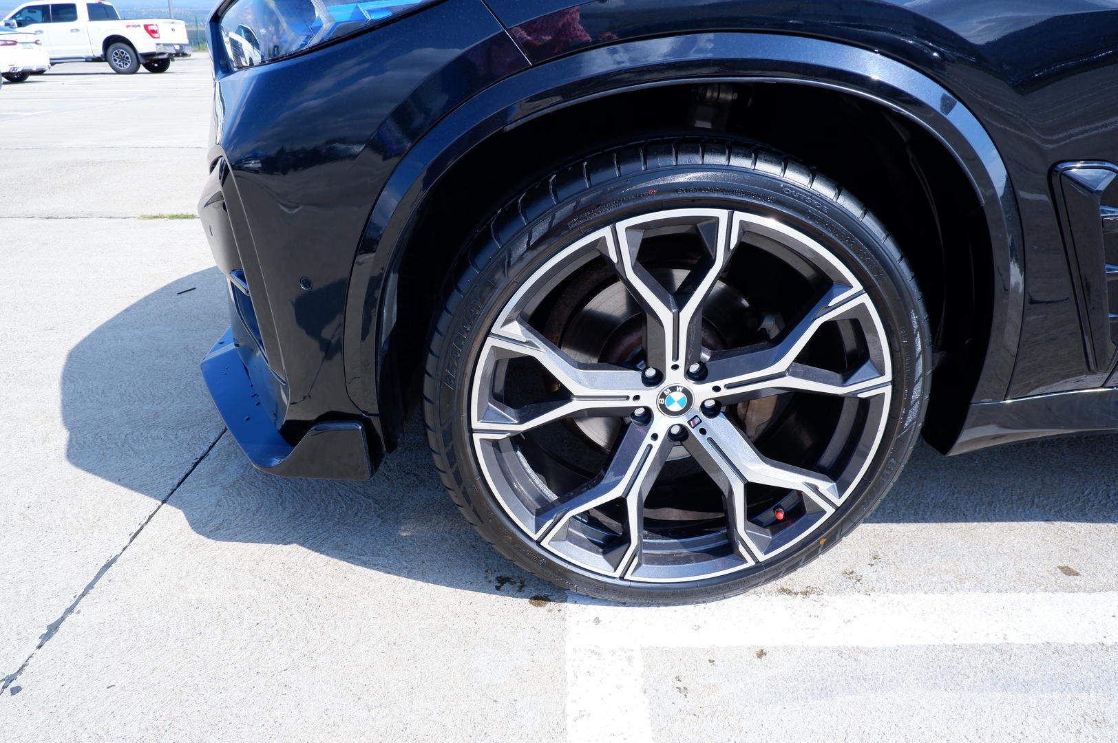 BMW X5 2023 — photo 2