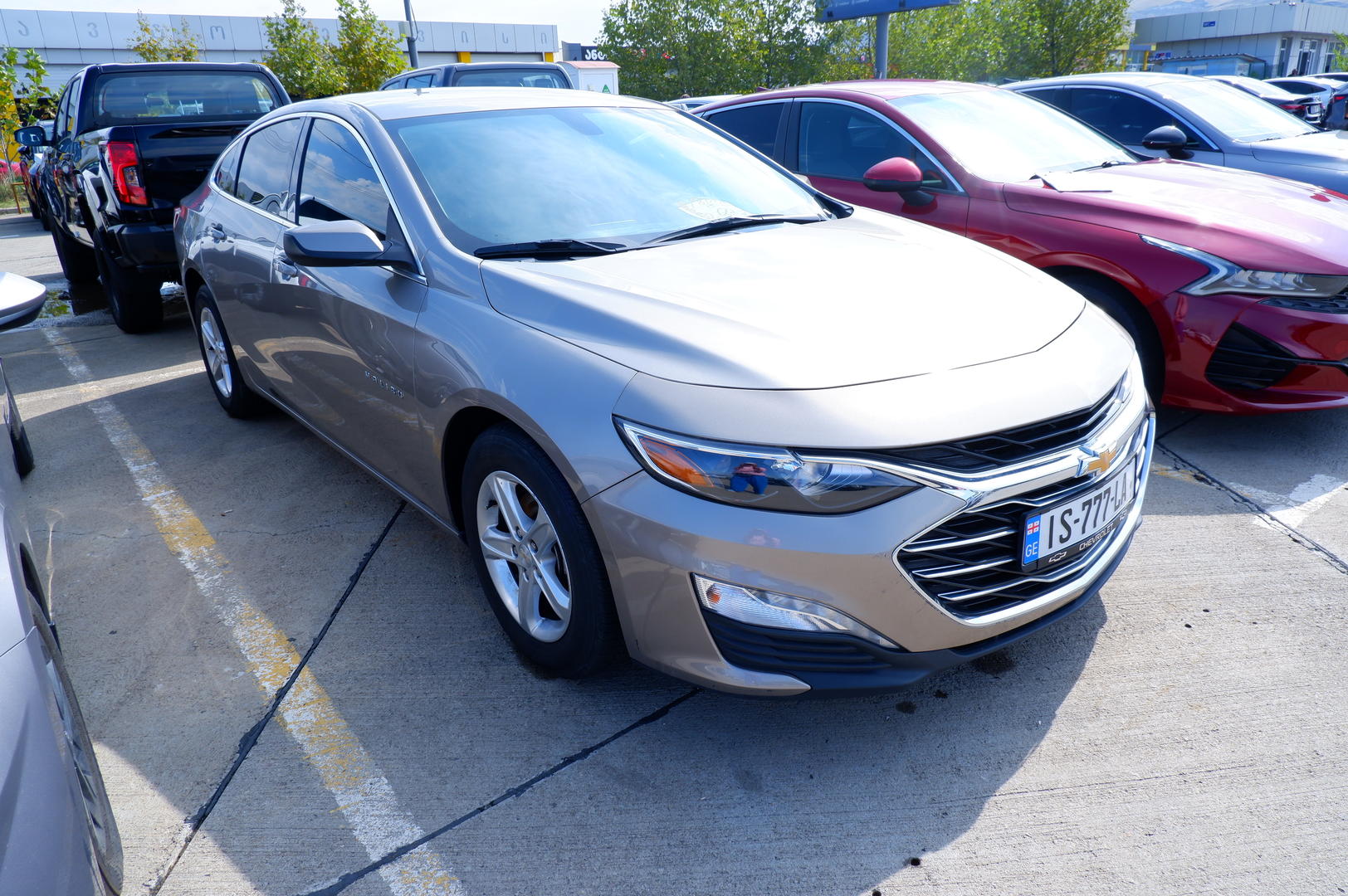 Chevrolet Malibu 2022 — photo 2