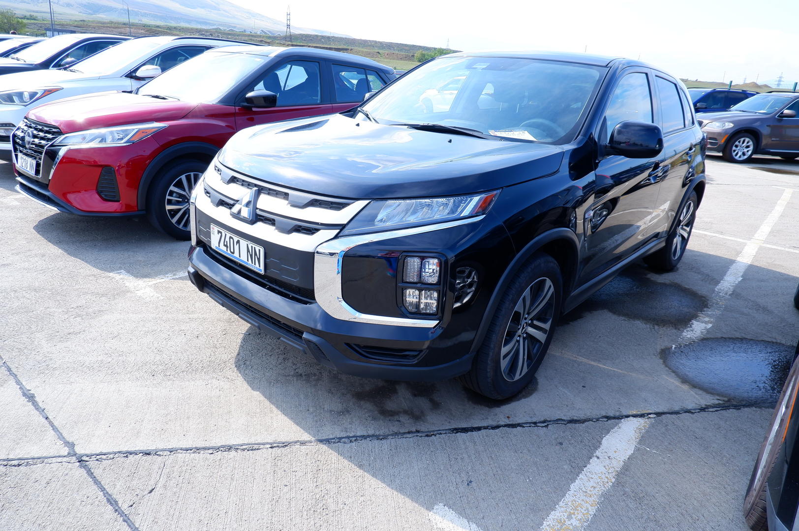 Mitsubishi Outlander Sport 2022 — photo 2