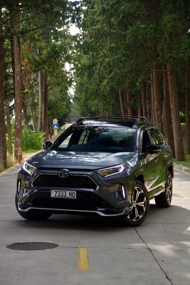 Toyota RAV4 2020 — photo 2