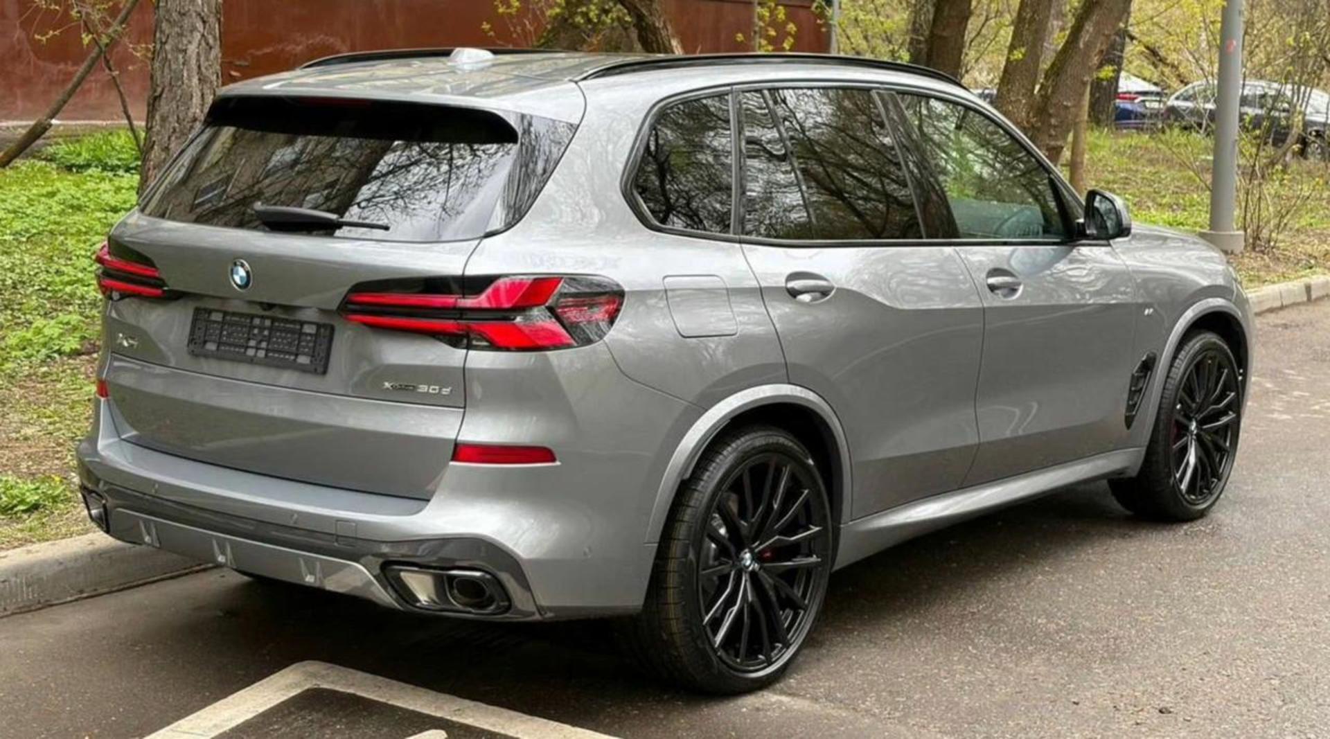 BMW X5 2026 — photo 2