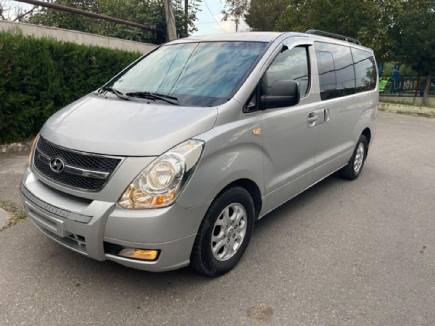 Hyundai H-1