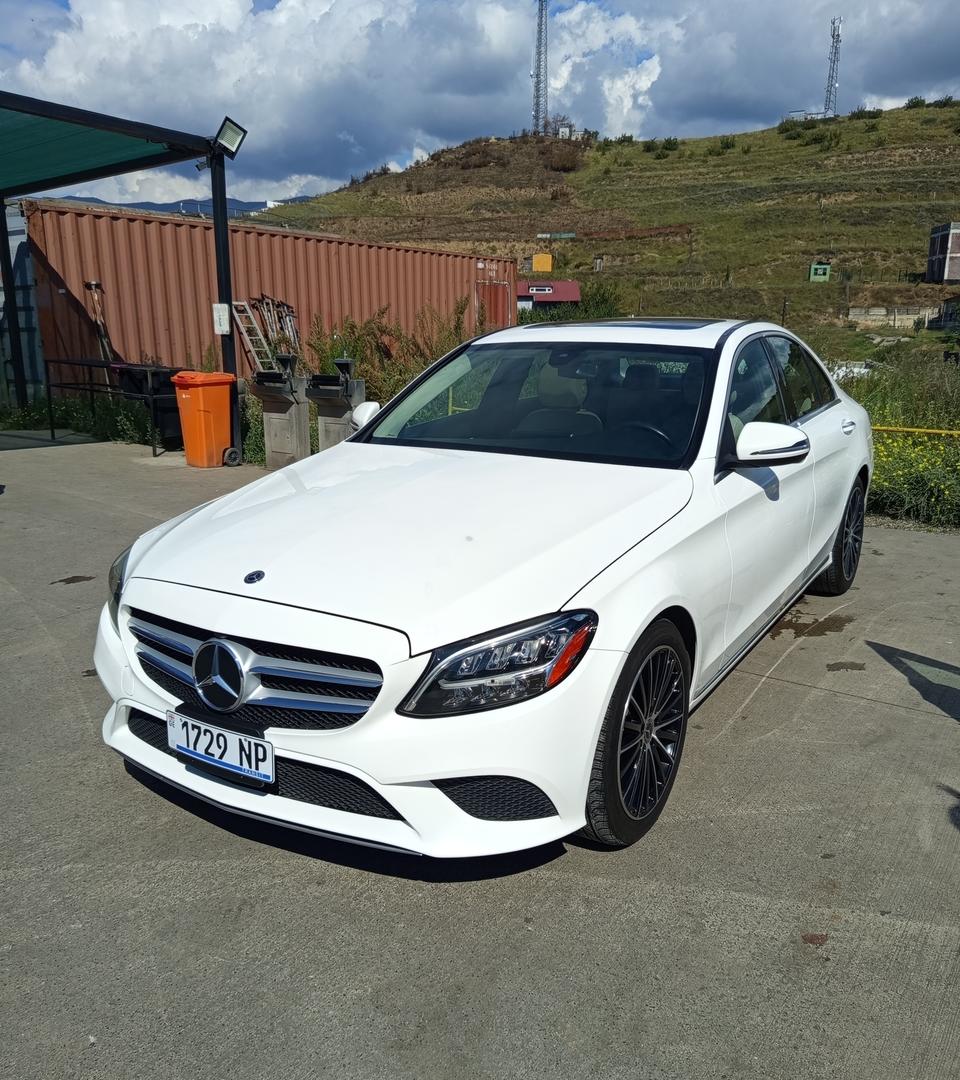 Mercedes-Benz 300
