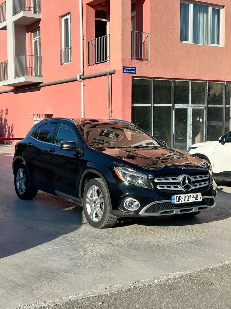 Mercedes-Benz CLA 250