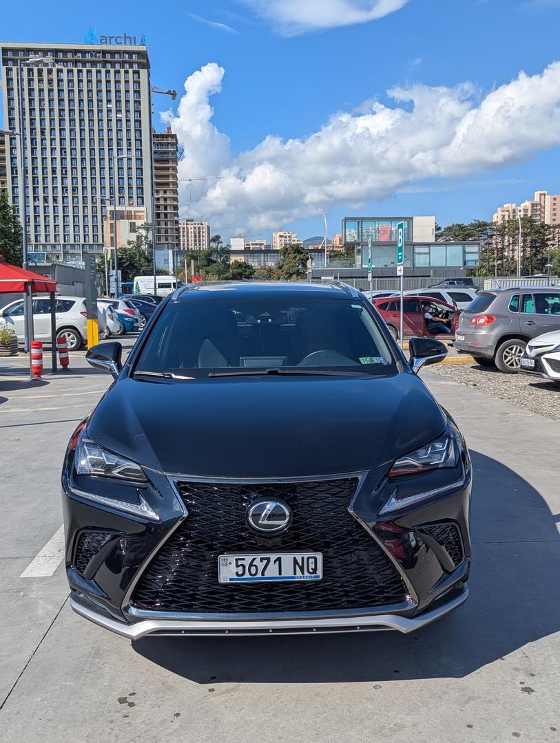 Lexus NX 300