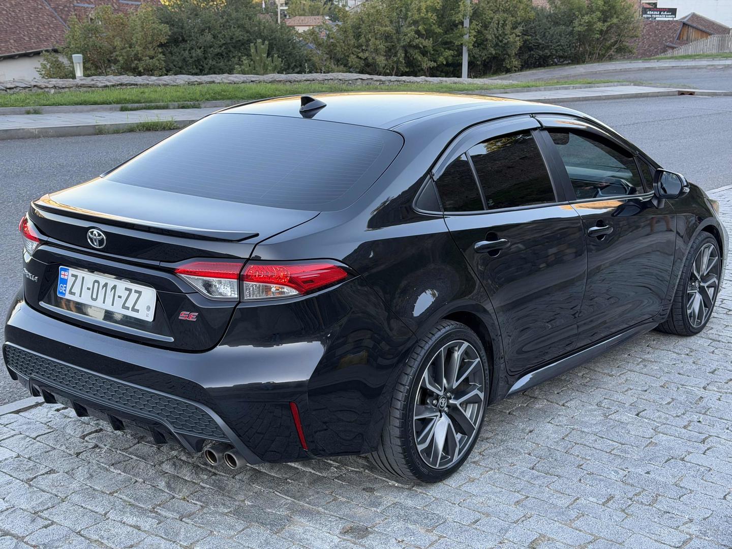 Toyota Corolla 2021 — photo 2
