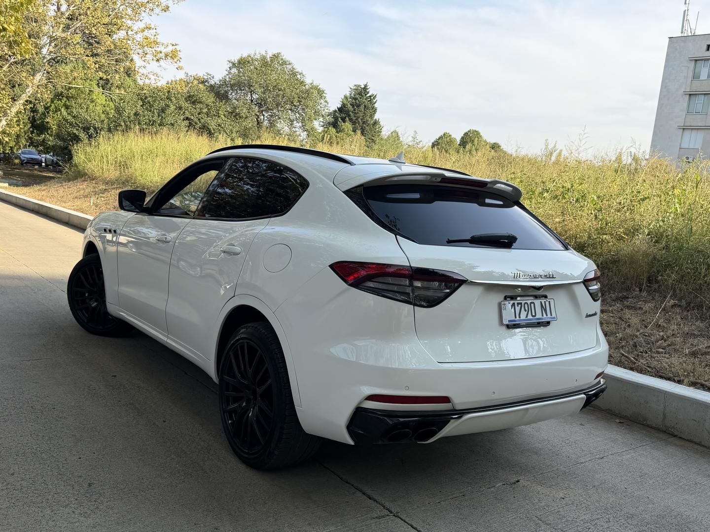 Maserati Levante 2021 — photo 2