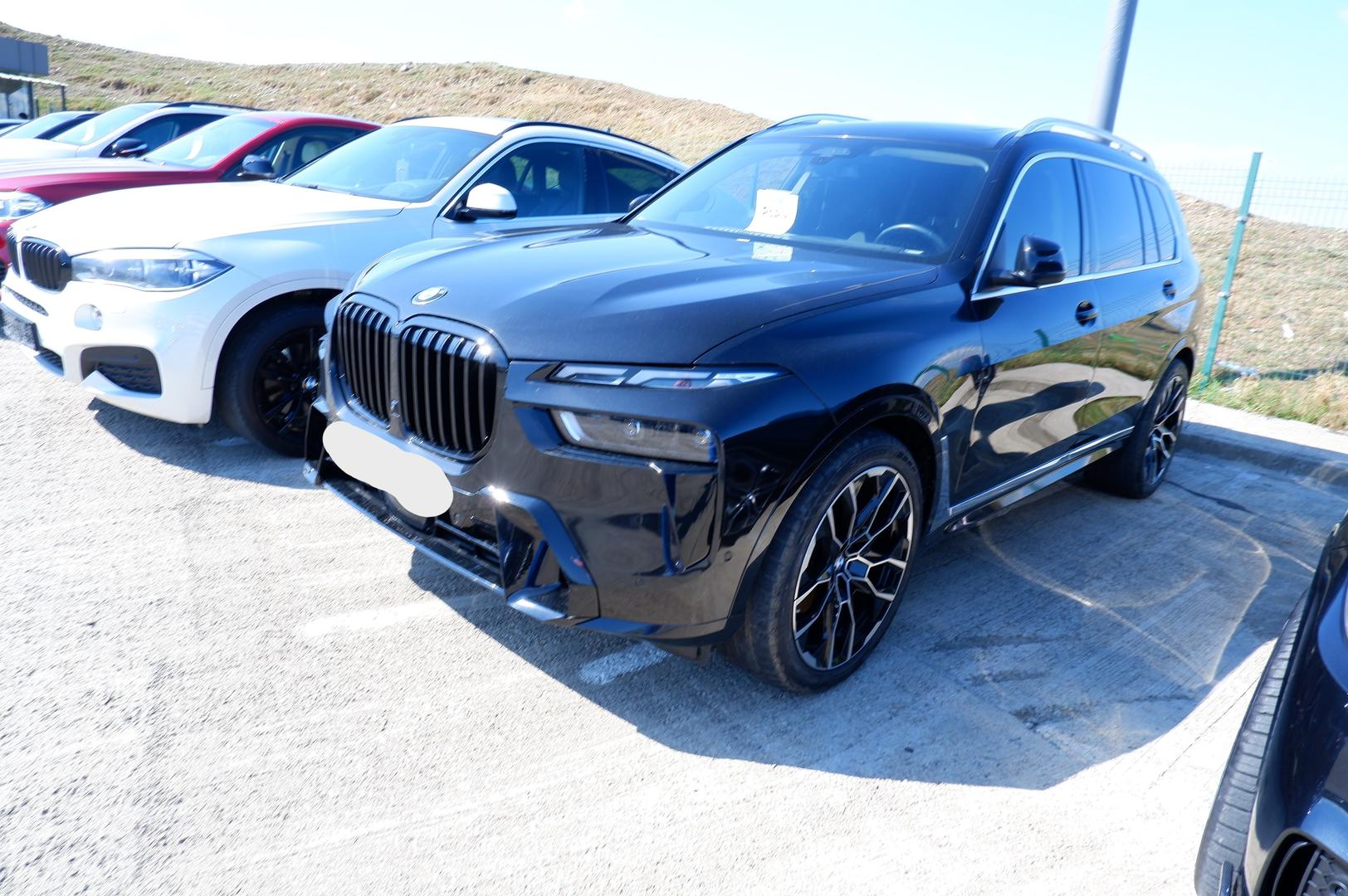 BMW X7 2024 — photo 2