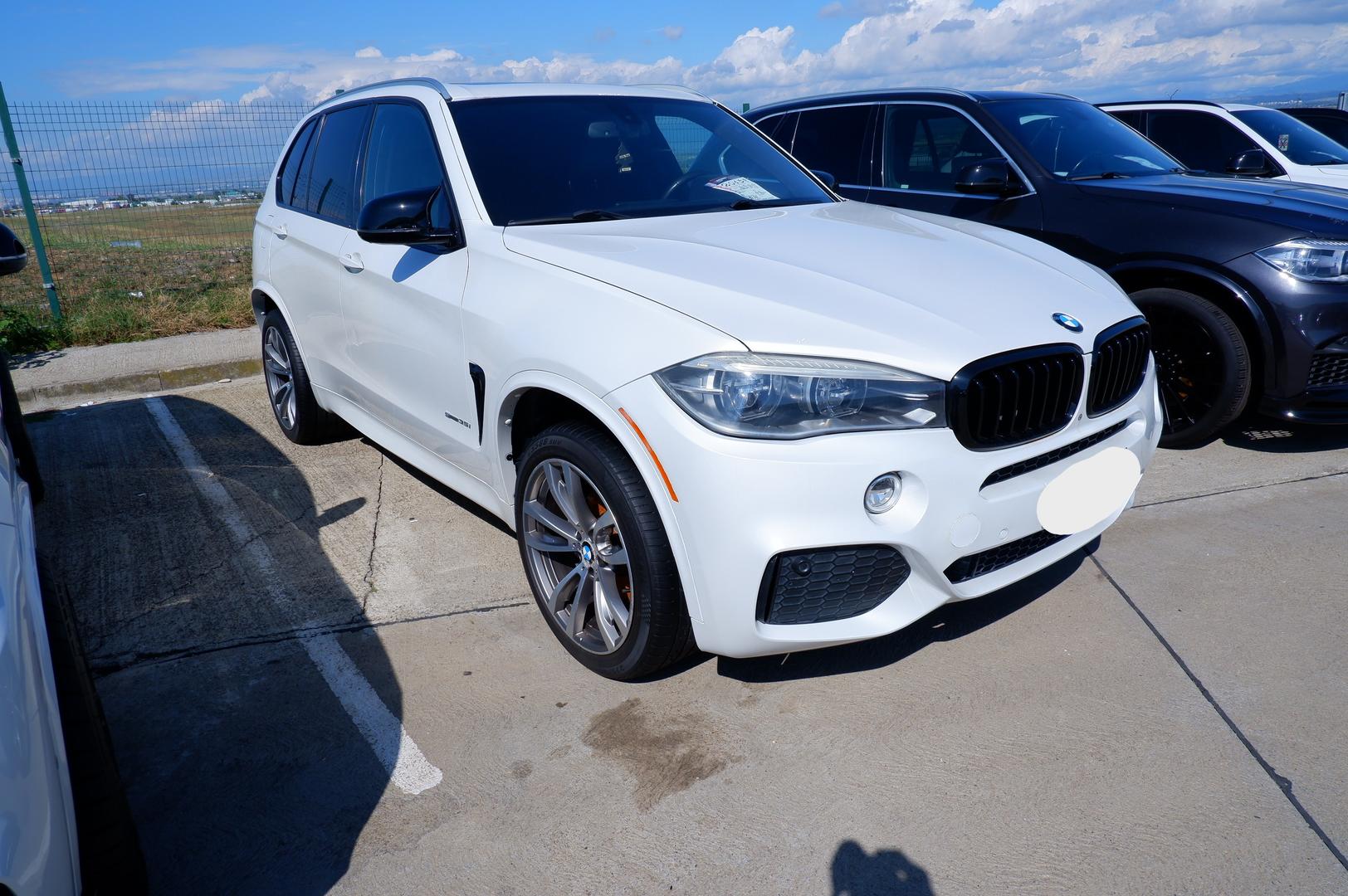 BMW X5 2015 — photo 2
