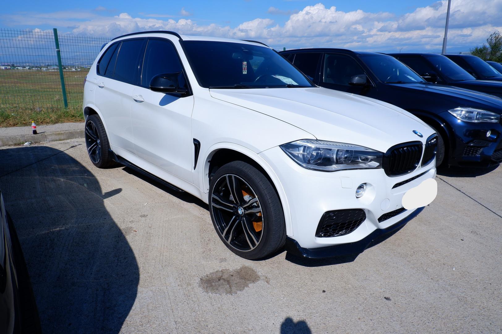 BMW X5 2017 — photo 2