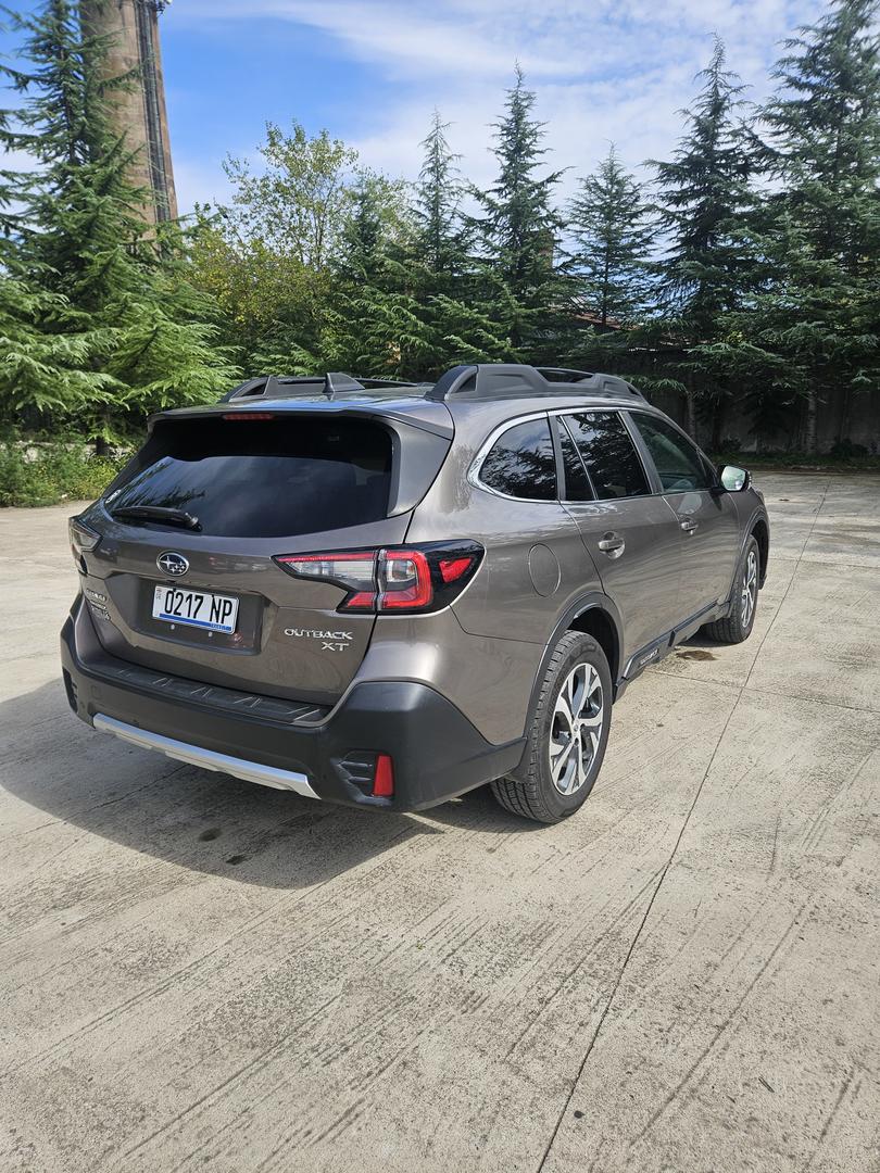Subaru Outback 2027 — photo 2