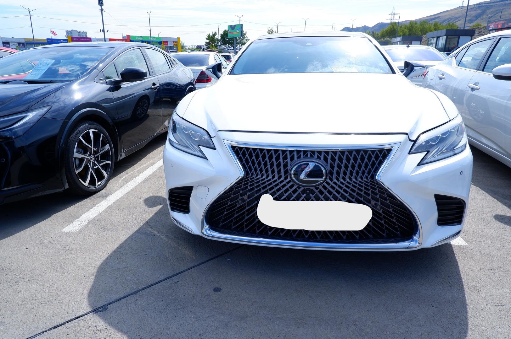 Lexus LS 500 2022 — photo 2