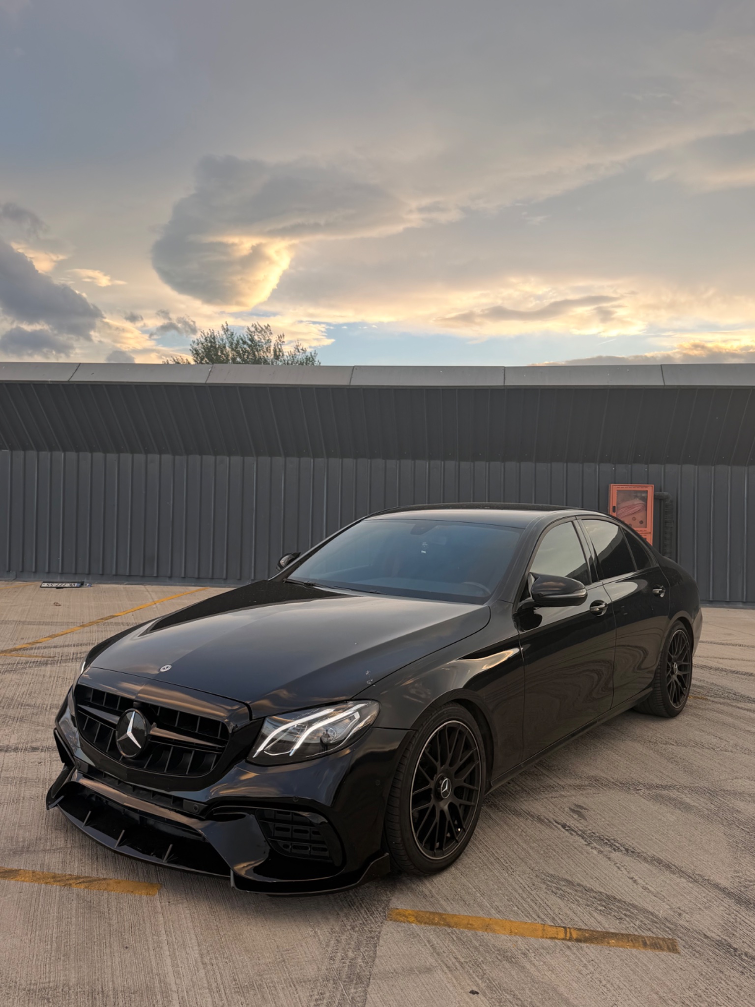 Mercedes-Benz E-Class AMG 2018 — photo 2