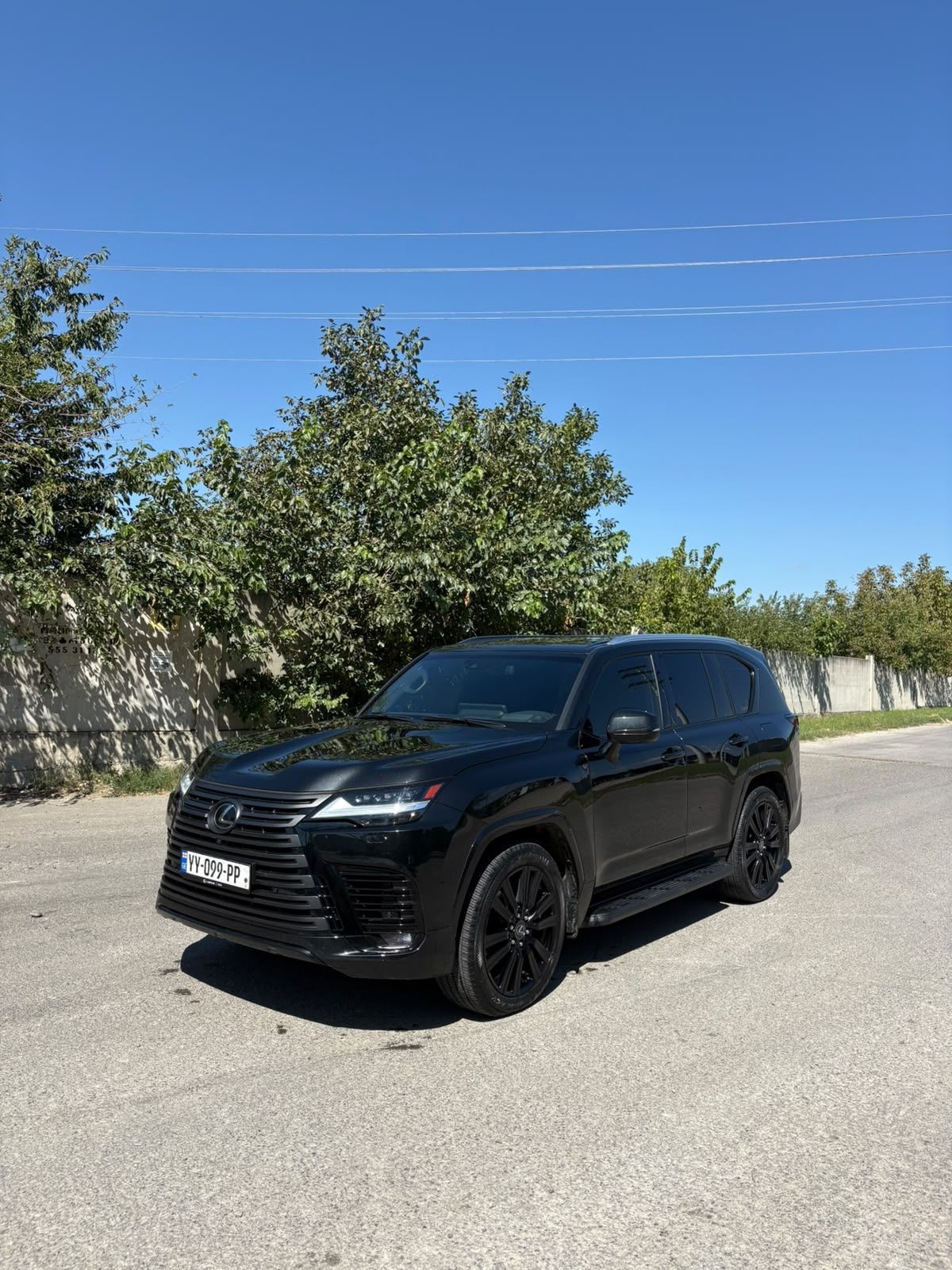 Lexus LX 2024 — photo 2