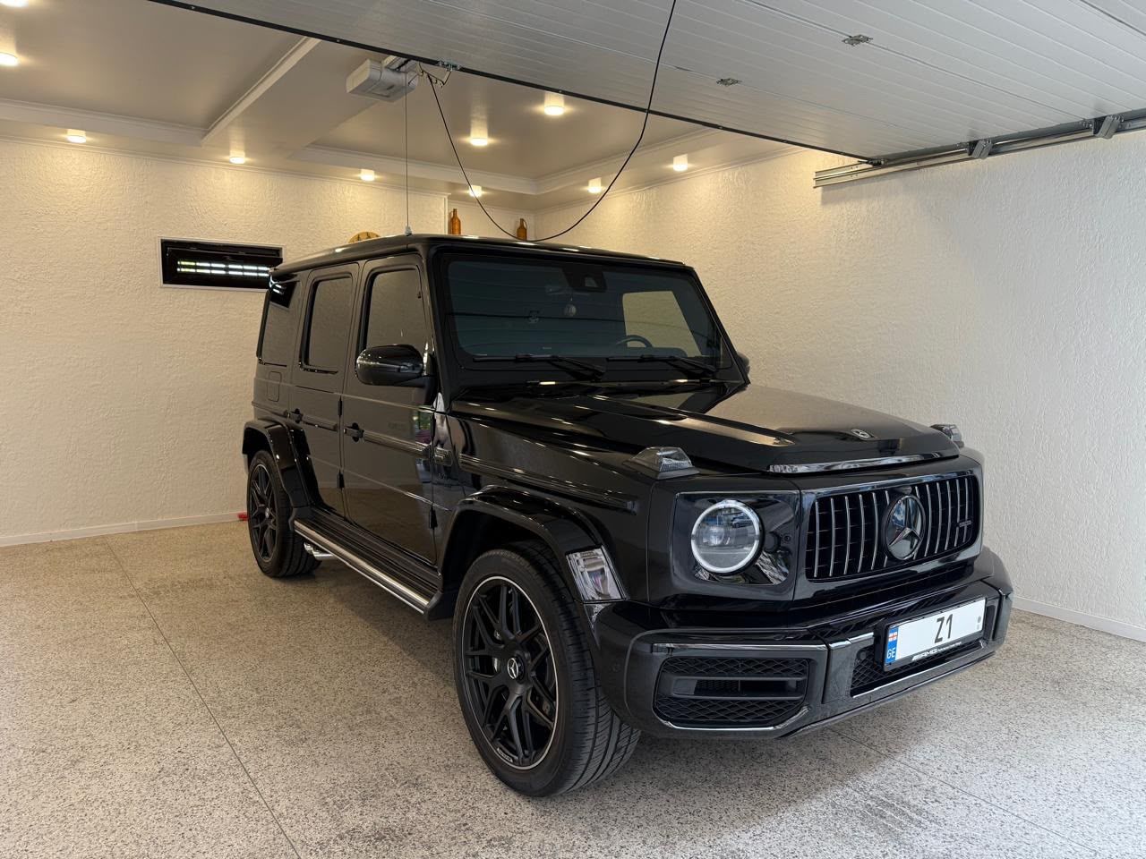 Mercedes-Benz AMG G63 2023 — photo 2