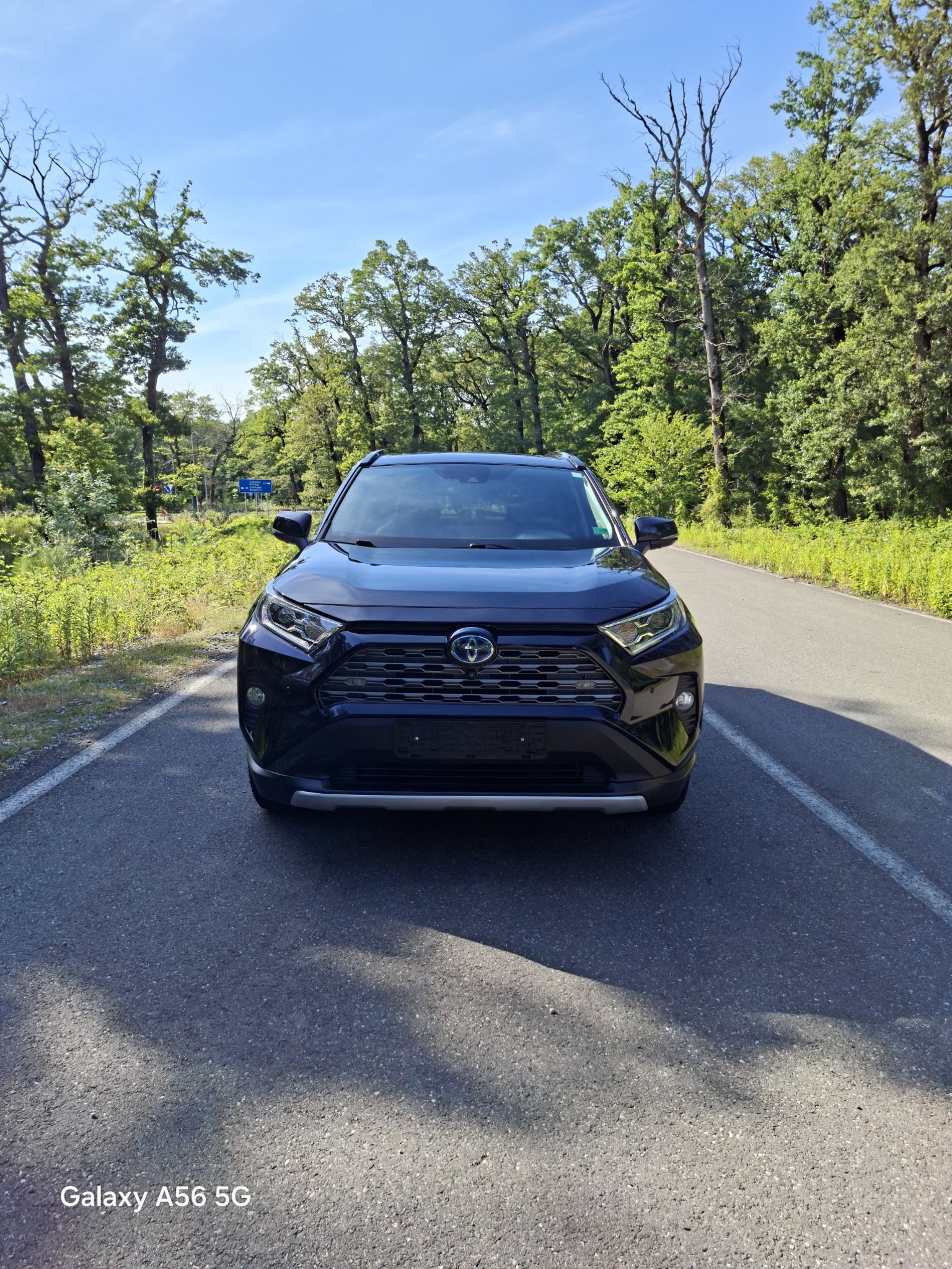 Toyota RAV4 2020 — photo 2