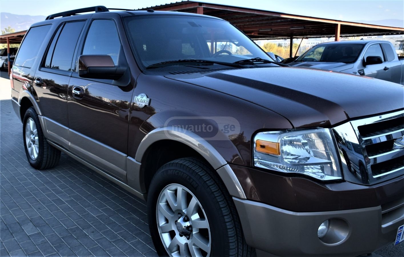 Ford Expedition 2011 — photo 2
