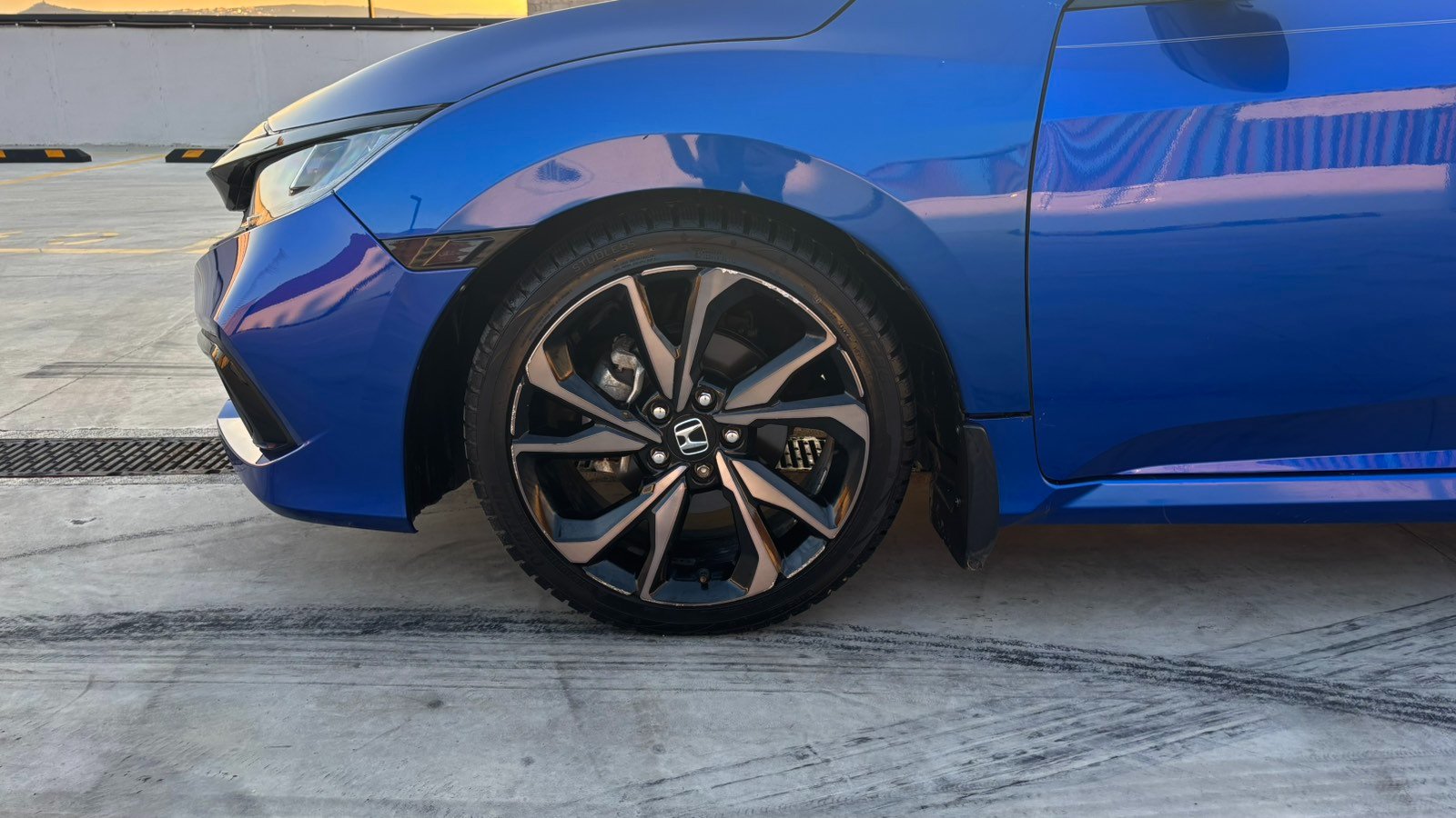 Honda Civic 2019 — photo 2